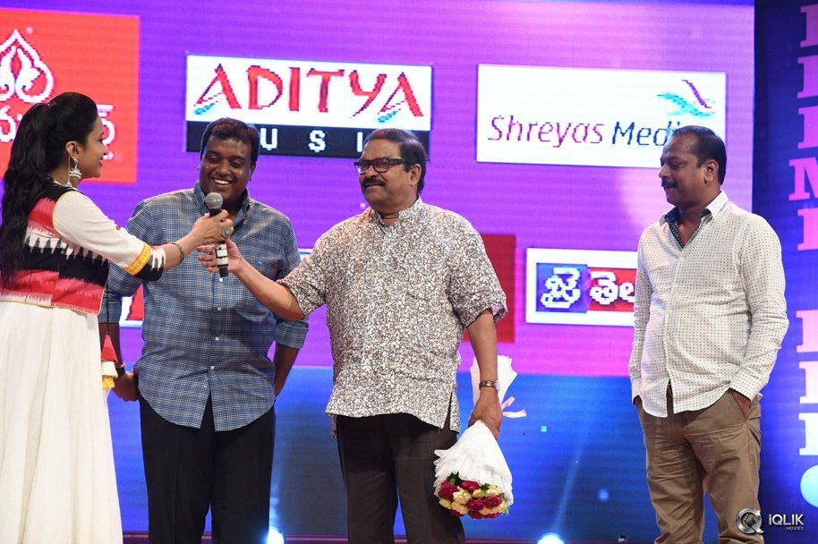 Thikka-Movie-Audio-Launch